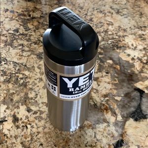 Yeti Rambler 18 oz (brand new!)